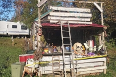 saloon